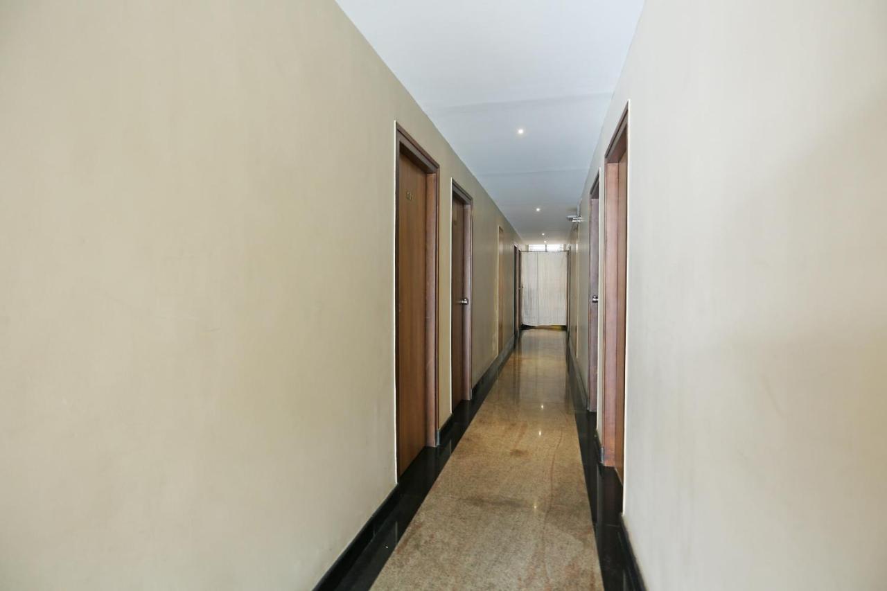 Oyo 6447 Samasth Rooms And Suites Майсур Экстерьер фото