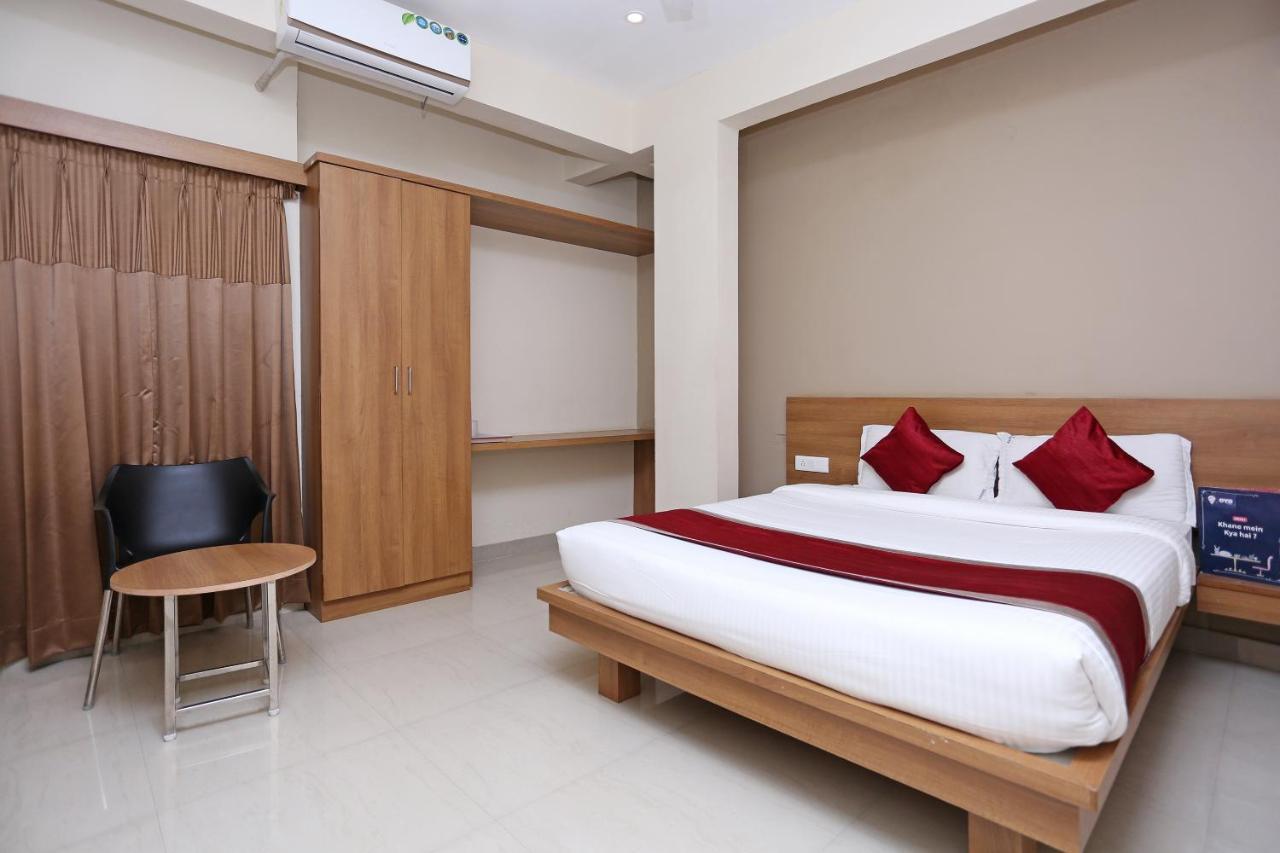 Oyo 6447 Samasth Rooms And Suites Майсур Экстерьер фото